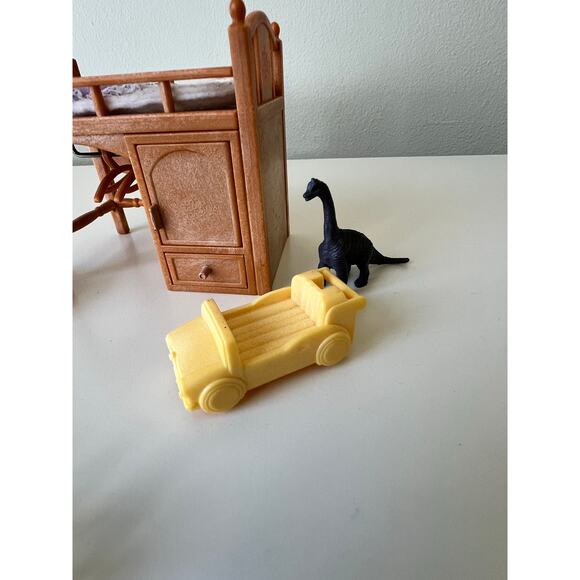 Loft Bed  Calico Critters Sylvanian Families Mixed Accessory Toy Lot - Picture 4 of 6